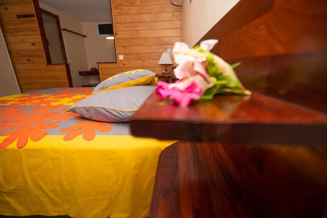 Bora Bora Holiday'S Lodge Exteriér fotografie